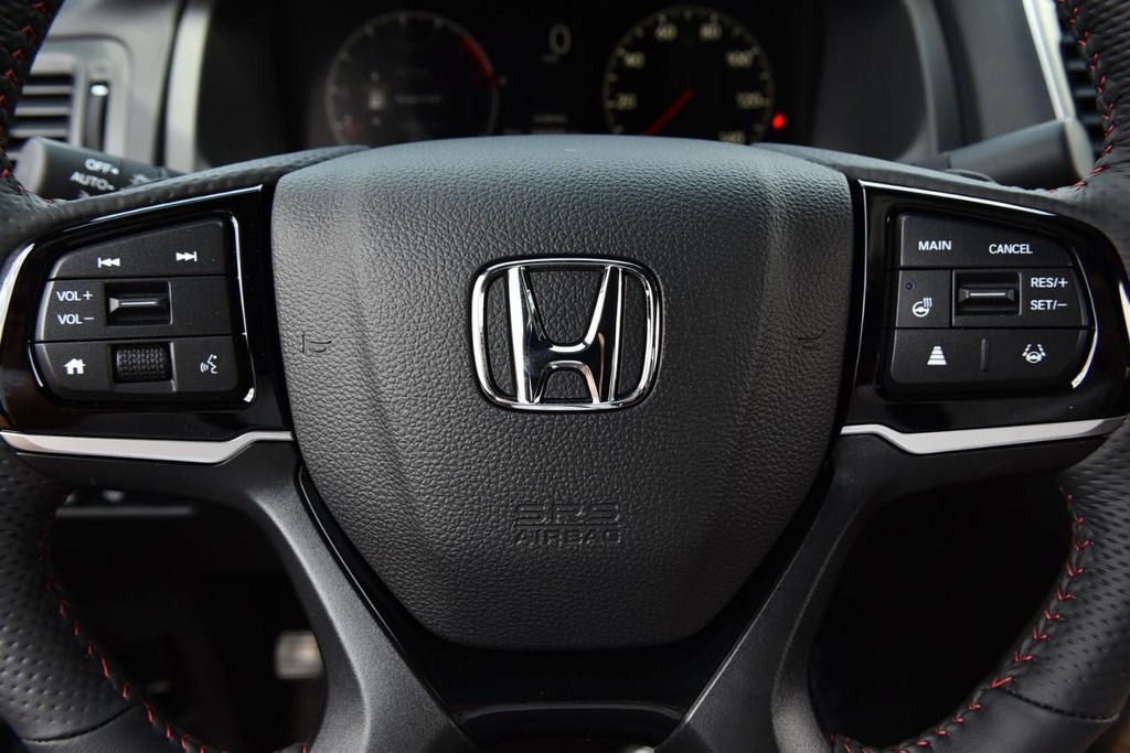 Honda Ridgeline Vehicle Image 24