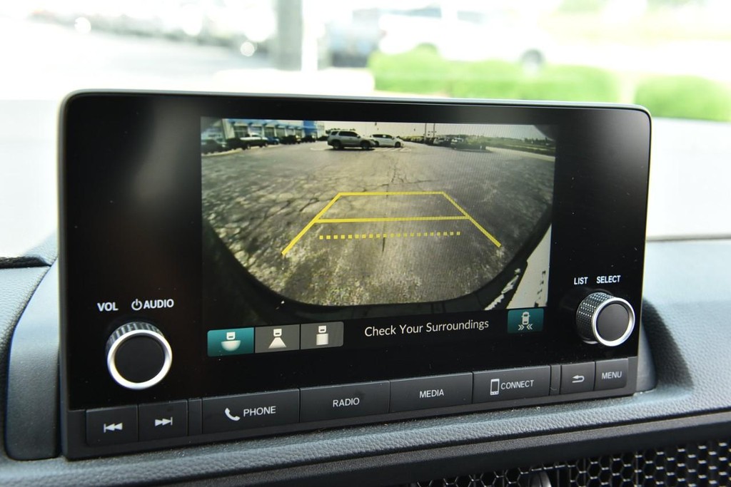 Honda CR-V Hybrid Vehicle Image 12