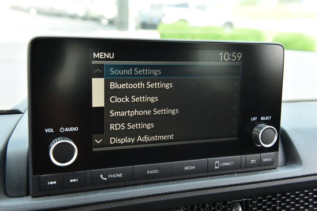 Honda CR-V Hybrid Vehicle Image 14