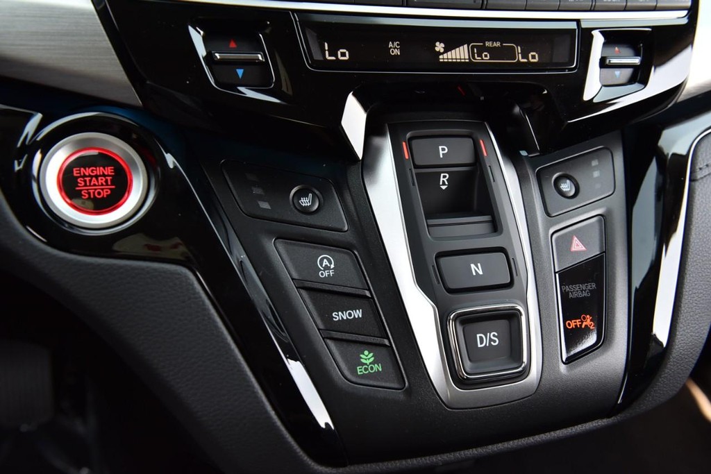 Honda Odyssey Vehicle Full-screen Gallery Image 17