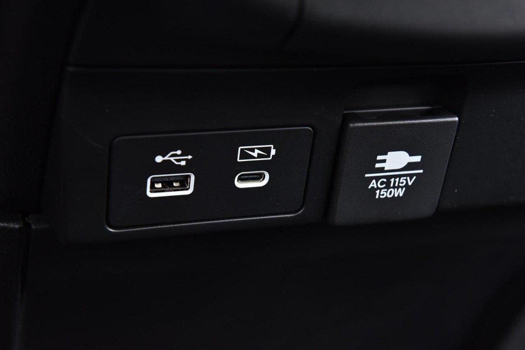 Honda Odyssey Vehicle Full-screen Gallery Image 18
