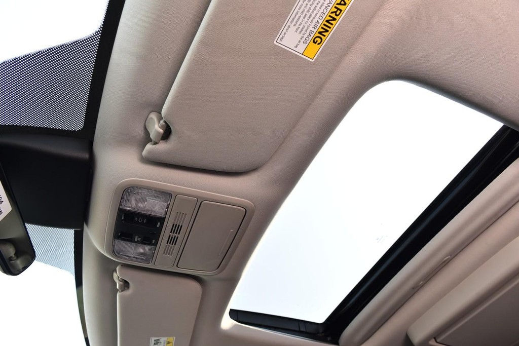 Honda Odyssey Vehicle Full-screen Gallery Image 25