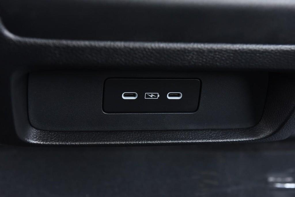 Honda Odyssey Vehicle Full-screen Gallery Image 29