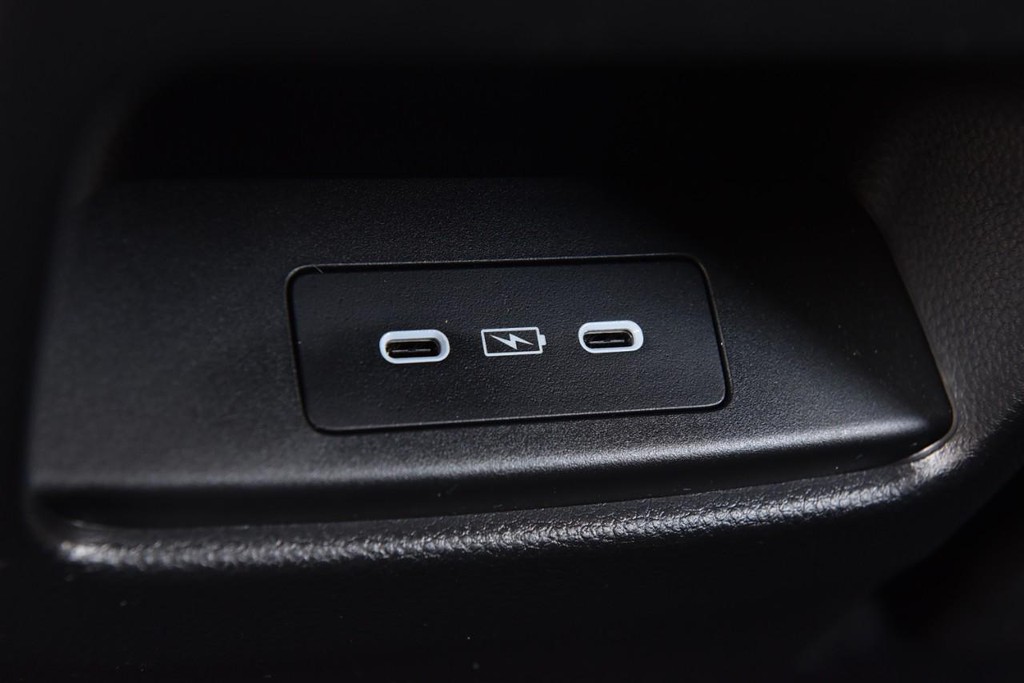 Honda CR-V Vehicle Image 25