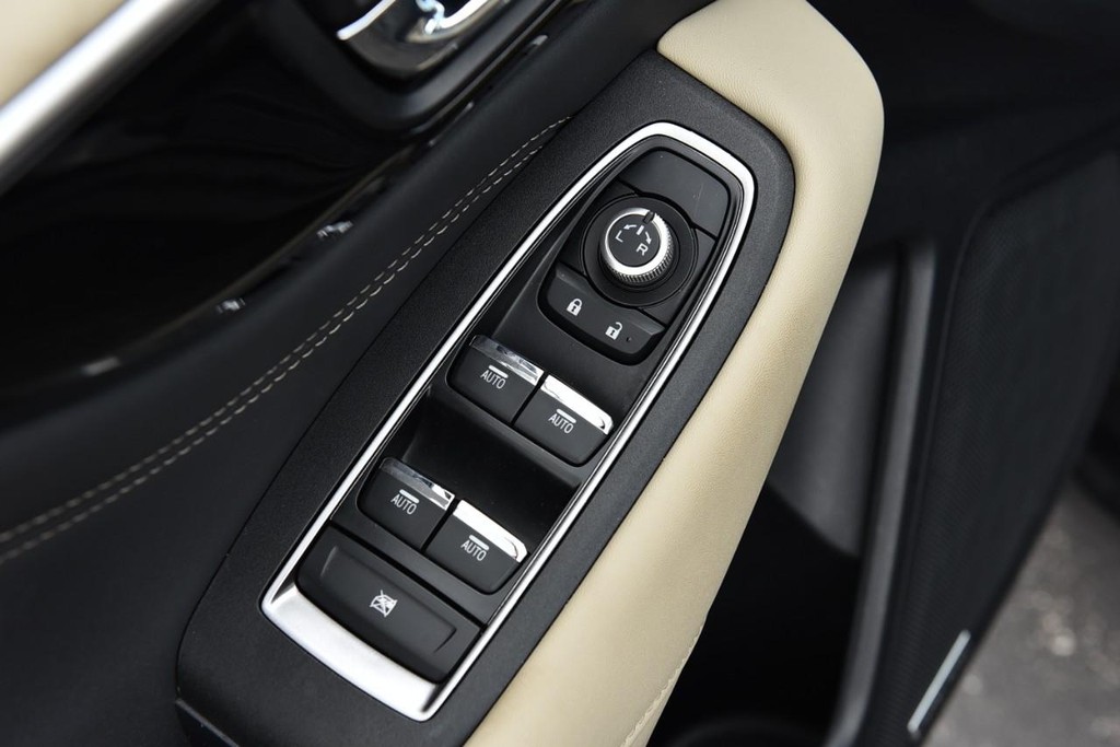 Subaru Outback Vehicle Image 08