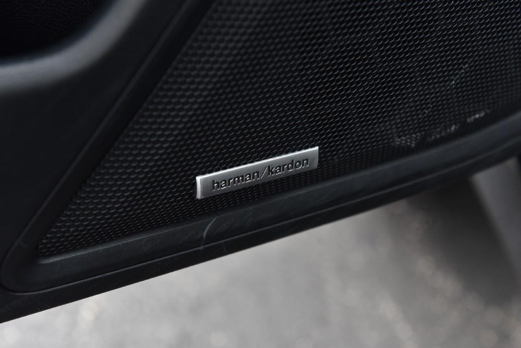 Subaru Outback Vehicle Image 09