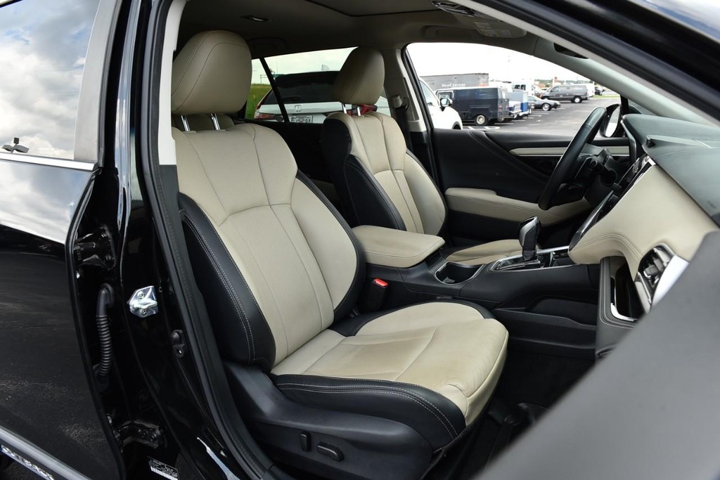 Subaru Outback Vehicle Image 21