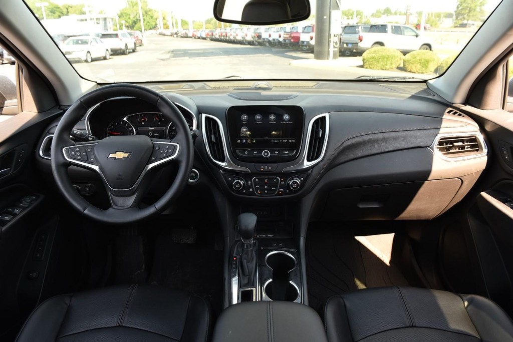 Chevrolet Equinox Vehicle Full-screen Gallery Image 07