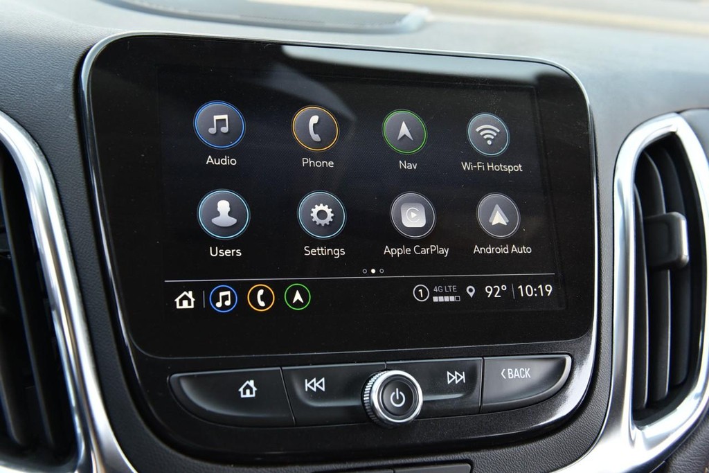 Chevrolet Equinox Vehicle Full-screen Gallery Image 18