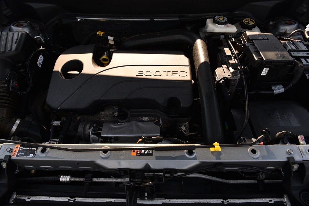Chevrolet Equinox Vehicle Full-screen Gallery Image 29
