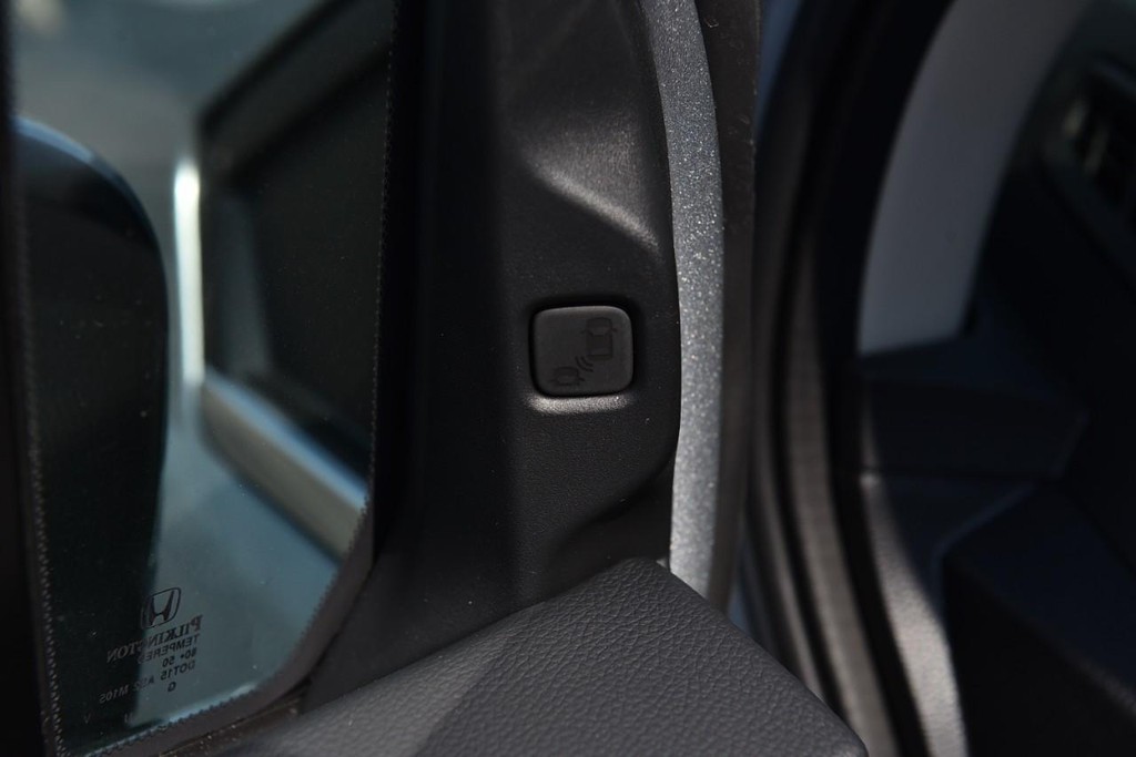 Honda Odyssey Vehicle Full-screen Gallery Image 10