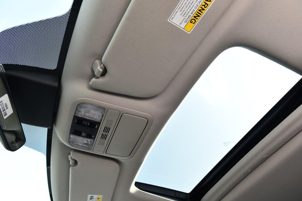 Honda Odyssey Vehicle Full-screen Gallery Image 25