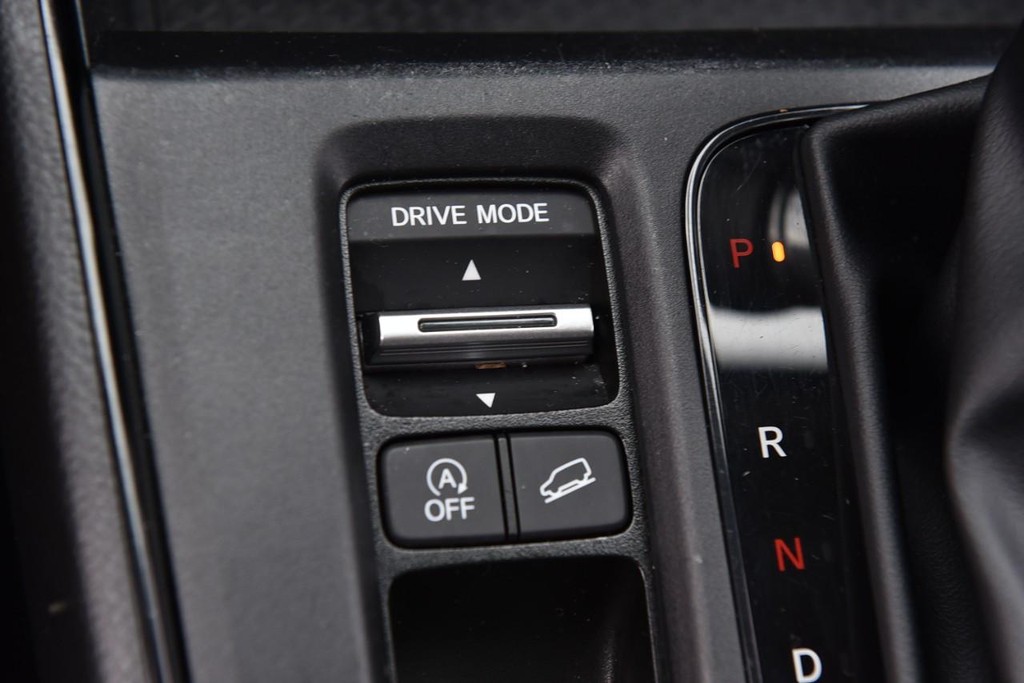 Honda CR-V Vehicle Image 17