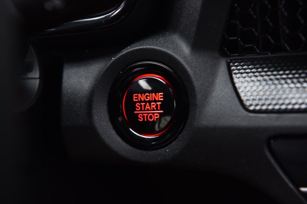Honda CR-V Vehicle Image 18