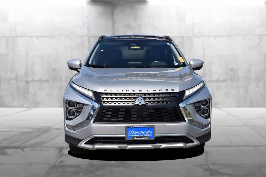 Mitsubishi Eclipse Cross Vehicle Full-screen Gallery Image 4