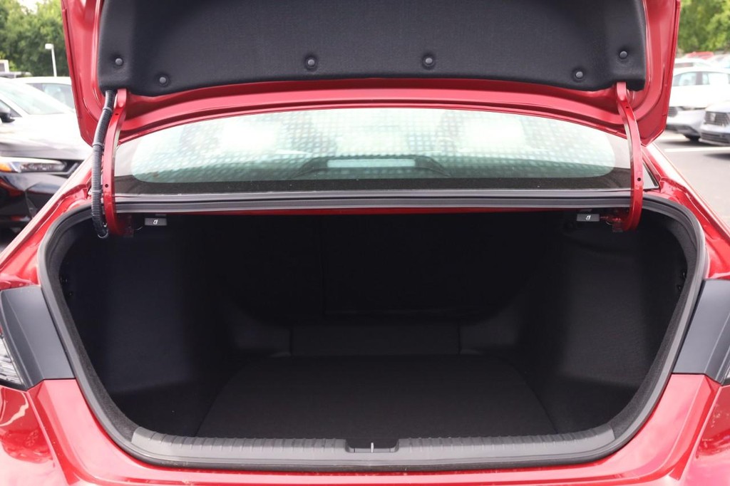 Honda Accord Sedan Vehicle Full-screen Gallery Image 7