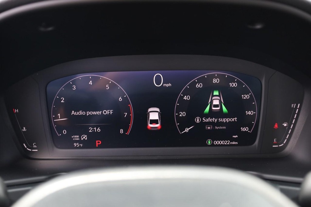 Honda Accord Sedan Vehicle Full-screen Gallery Image 10