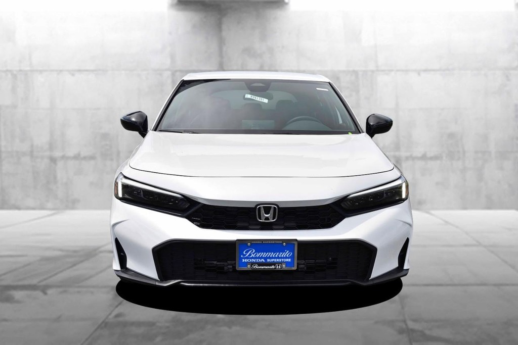 Honda Civic Hatchback Vehicle Full-screen Gallery Image 4