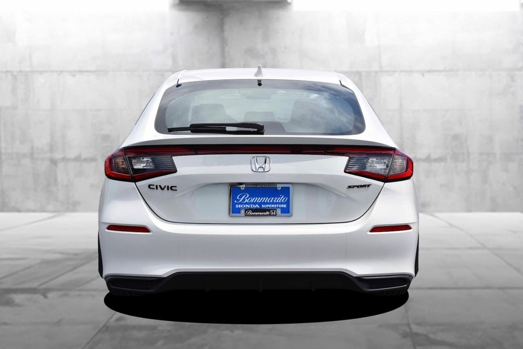 Honda Civic Hatchback Vehicle Full-screen Gallery Image 6