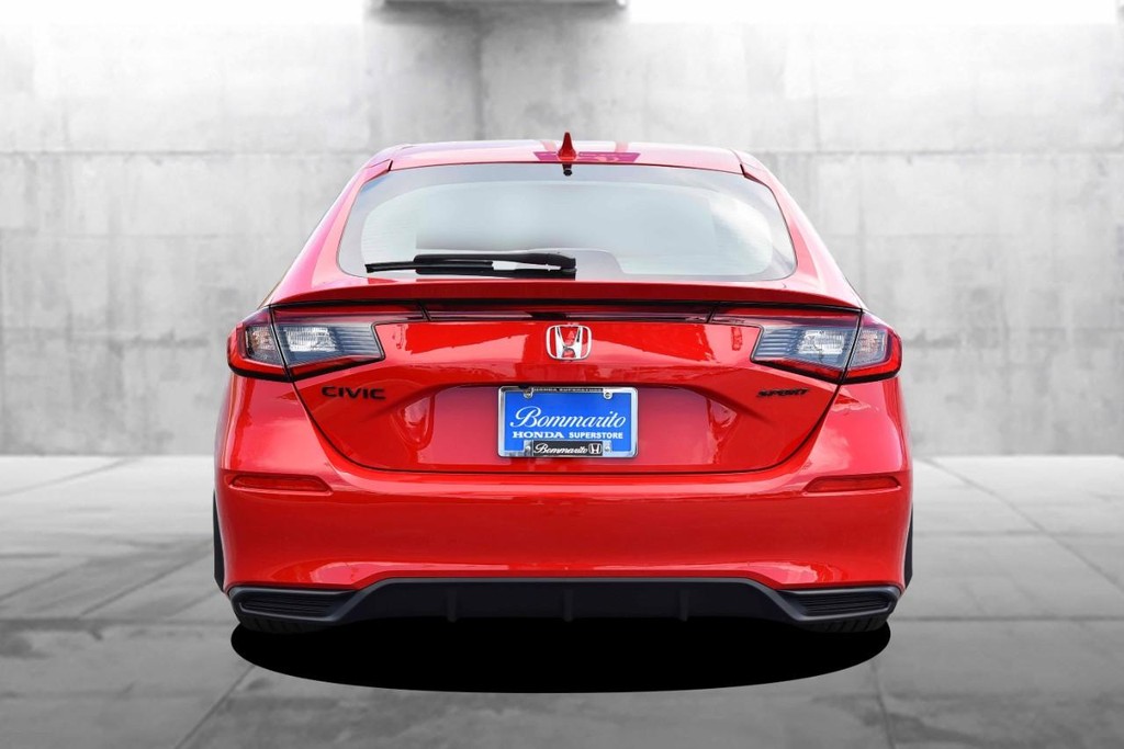 Honda Civic Hatchback Vehicle Full-screen Gallery Image 6