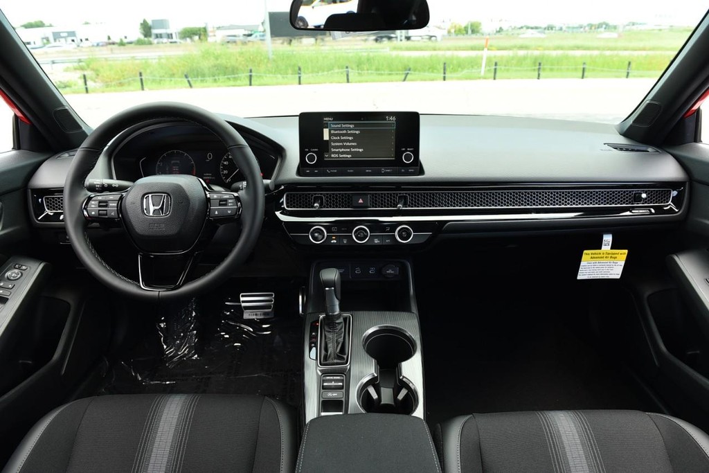 Honda Civic Hatchback Vehicle Full-screen Gallery Image 7
