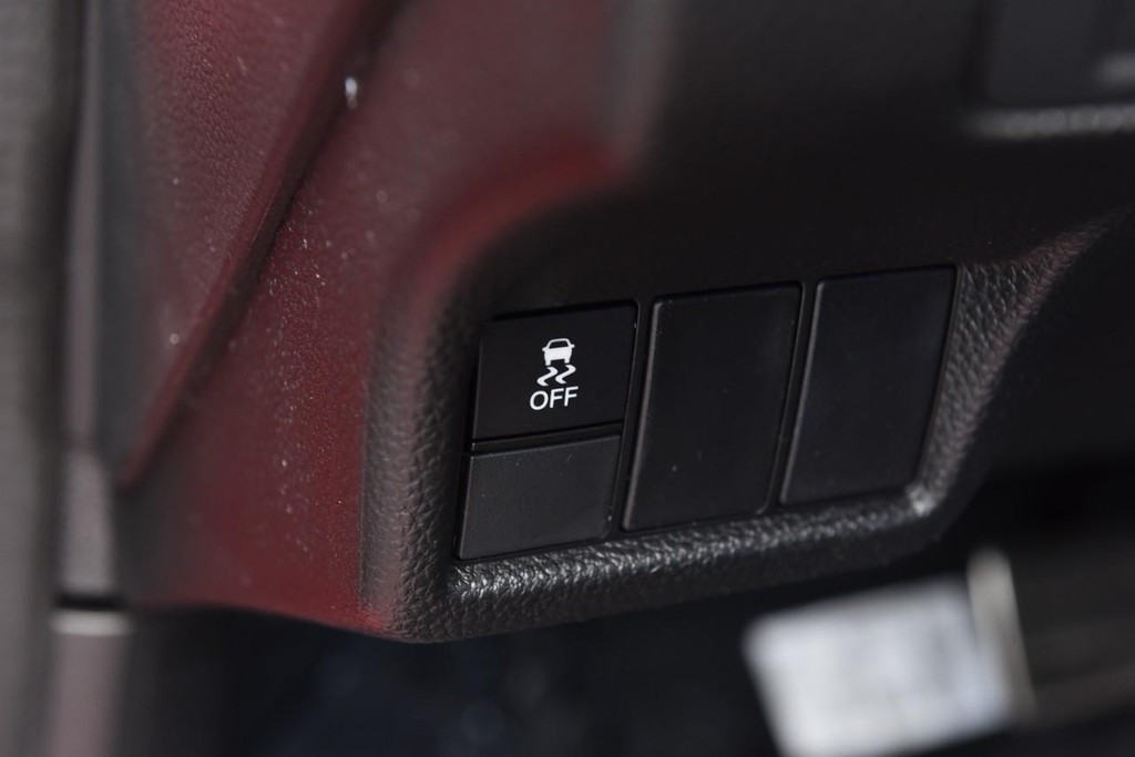 Honda Civic Hatchback Vehicle Full-screen Gallery Image 10
