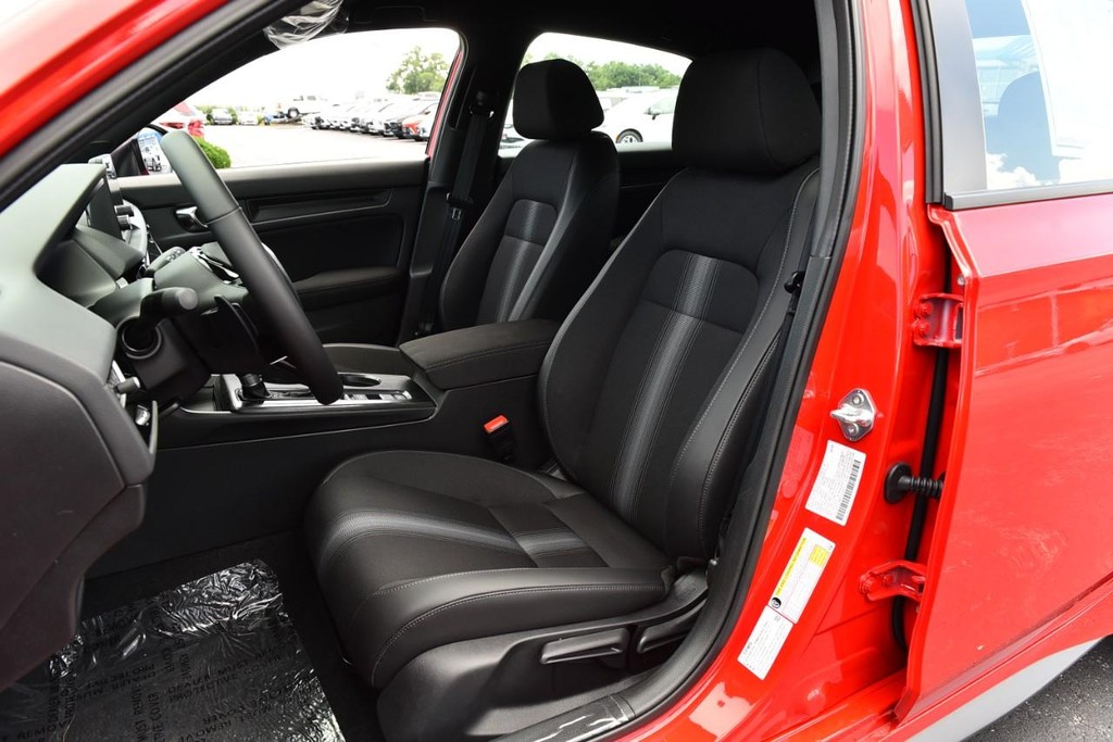 Honda Civic Hatchback Vehicle Full-screen Gallery Image 20