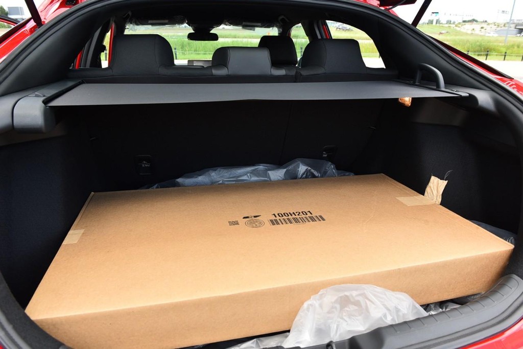 Honda Civic Hatchback Vehicle Full-screen Gallery Image 23