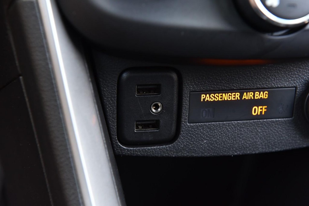 Chevrolet Trax Vehicle Full-screen Gallery Image 14