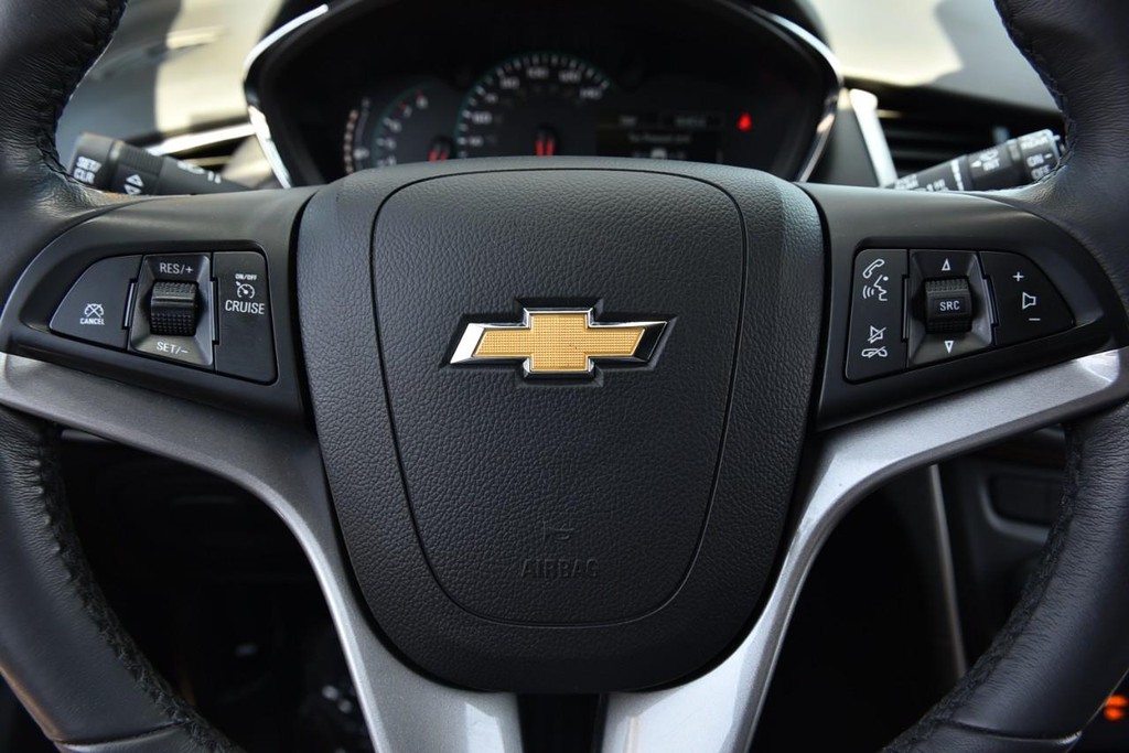 Chevrolet Trax Vehicle Full-screen Gallery Image 16