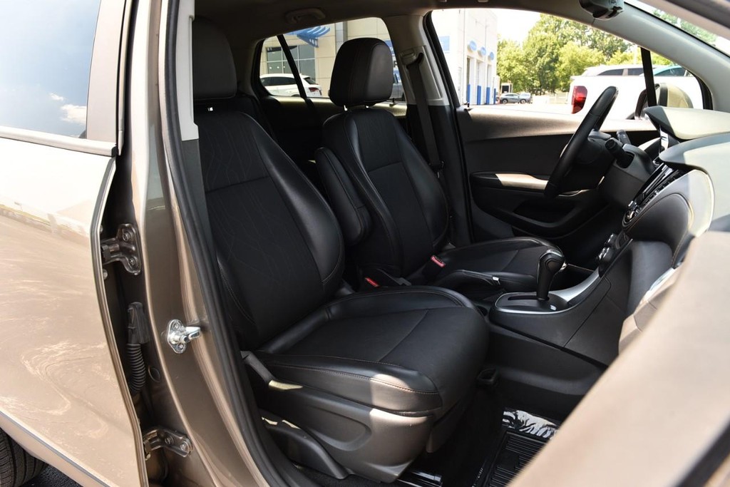 Chevrolet Trax Vehicle Full-screen Gallery Image 18