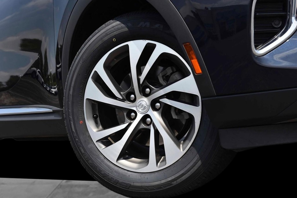 Buick Envision Vehicle Full-screen Gallery Image 03