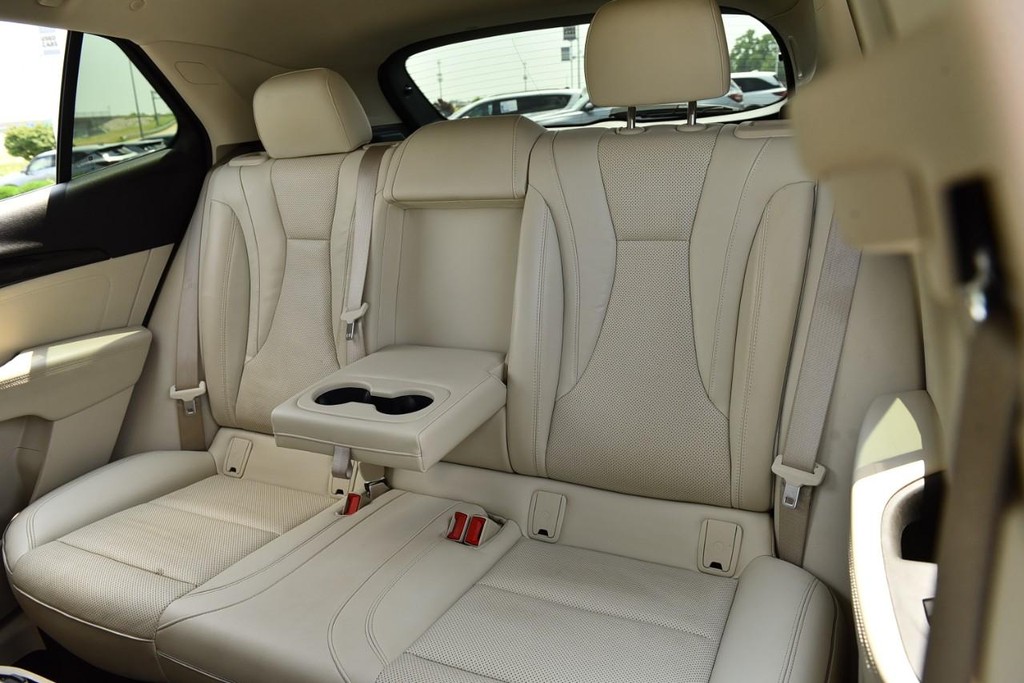 Buick Envision Vehicle Full-screen Gallery Image 27