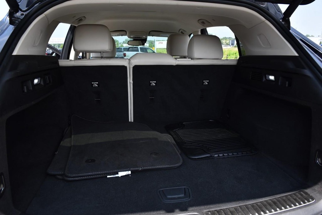 Buick Envision Vehicle Full-screen Gallery Image 30