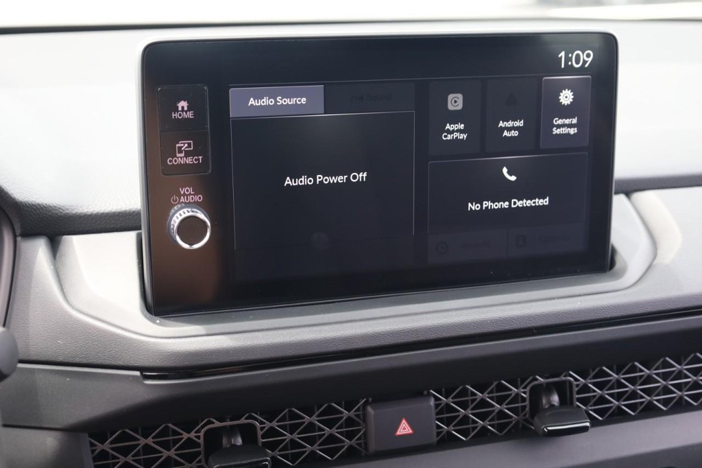 Honda Accord Sedan Vehicle Image 11