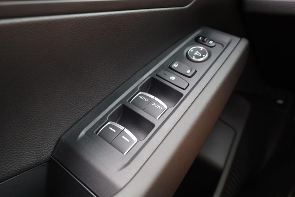 Honda Accord Sedan Vehicle Image 17