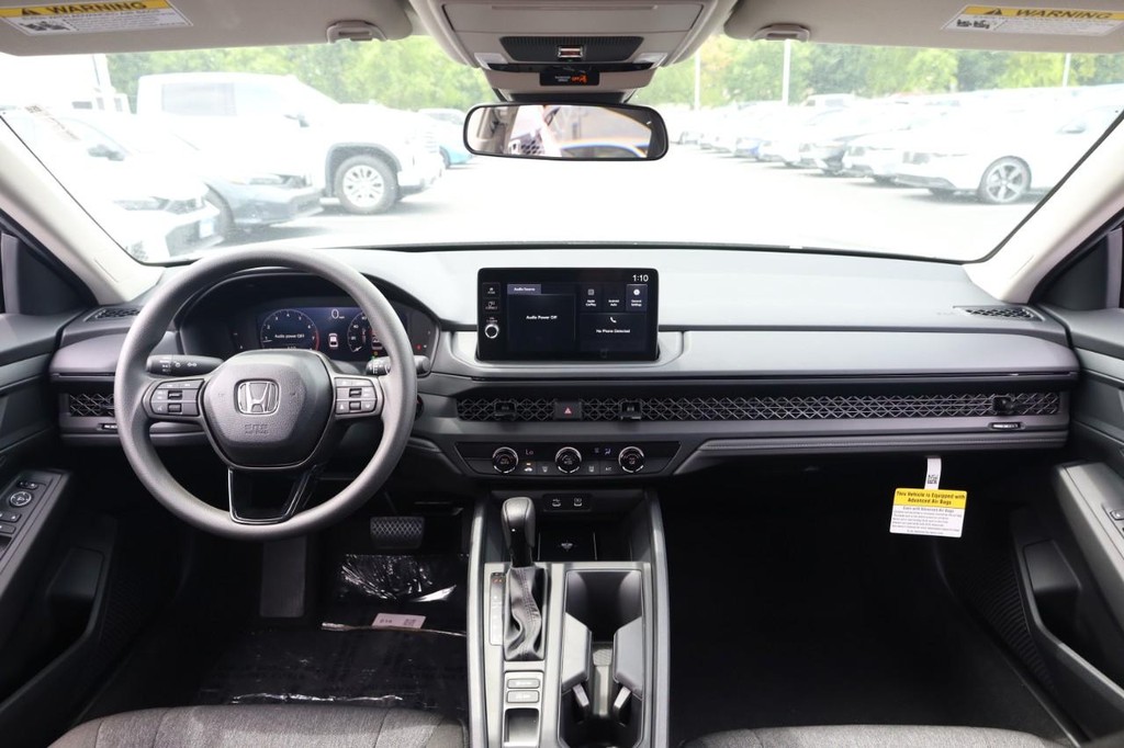 Honda Accord Sedan Vehicle Image 19