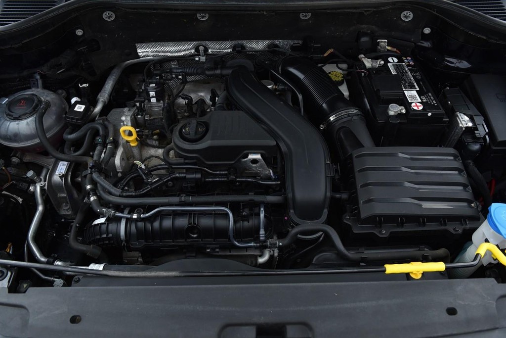 Volkswagen Taos Vehicle Image 26