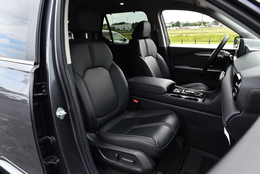 Honda Pilot Vehicle Image 23