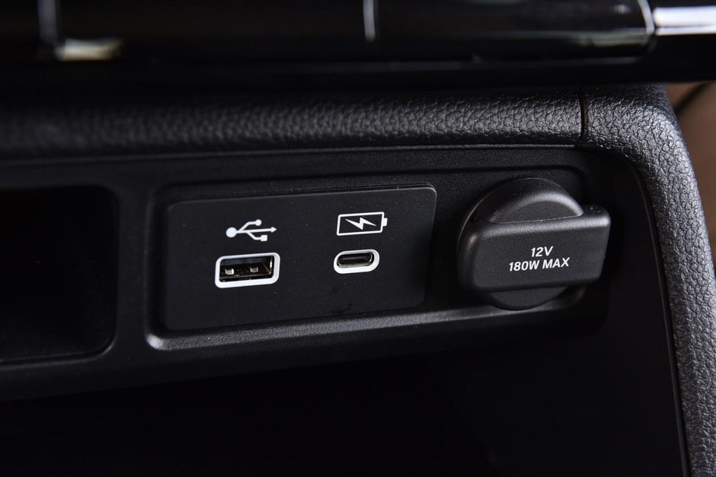 Honda Pilot Vehicle Image 17