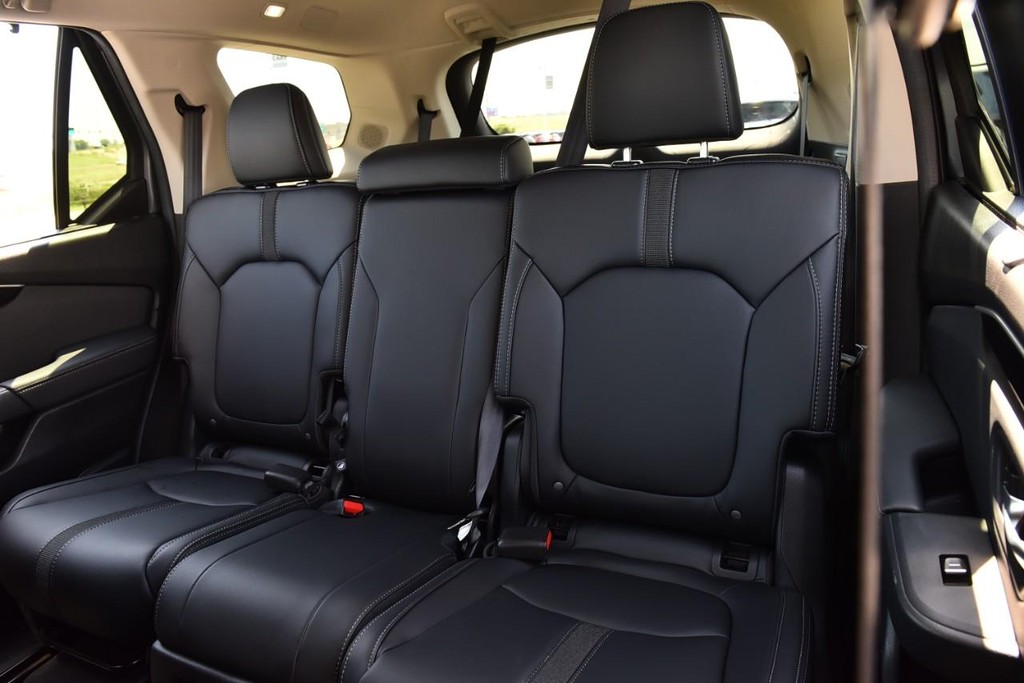 Honda Pilot Vehicle Image 25