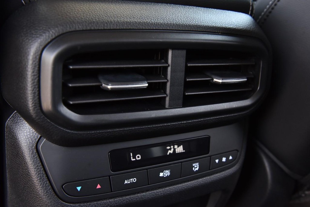 Honda Pilot Vehicle Image 26