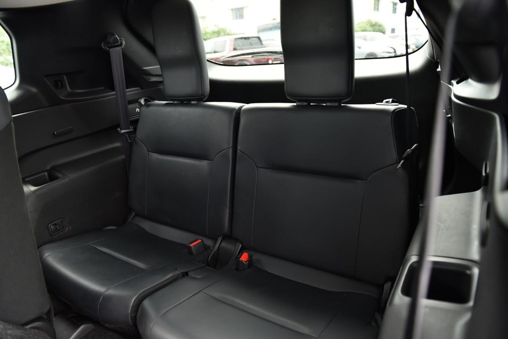 Mitsubishi Outlander Vehicle Image 27
