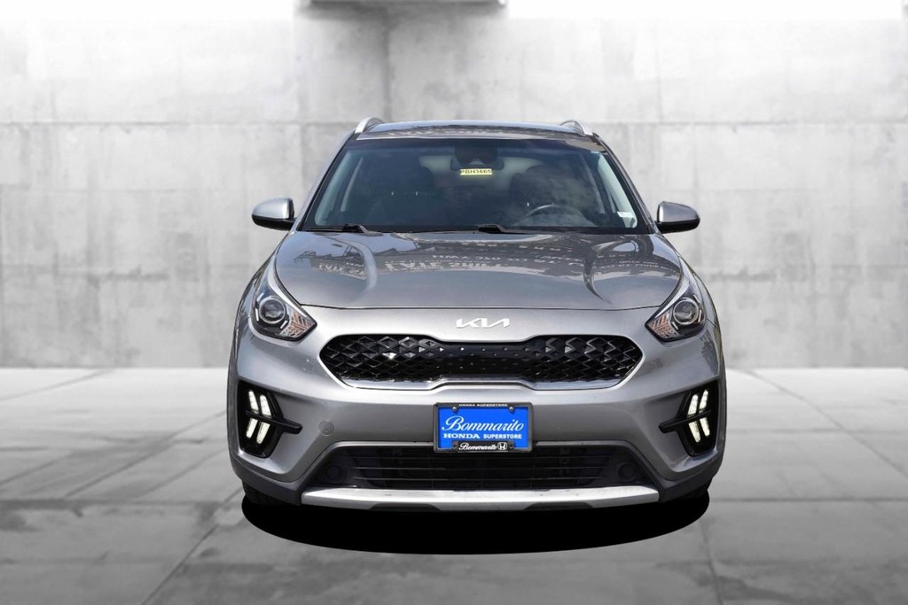 Kia Niro Vehicle Image 04