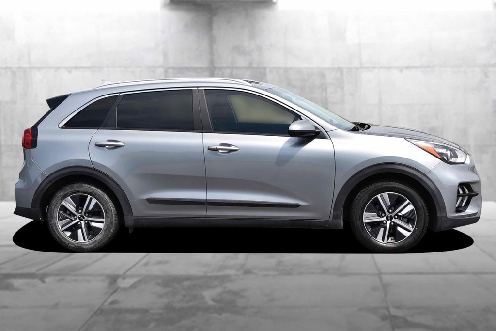 Kia Niro Vehicle Image 05