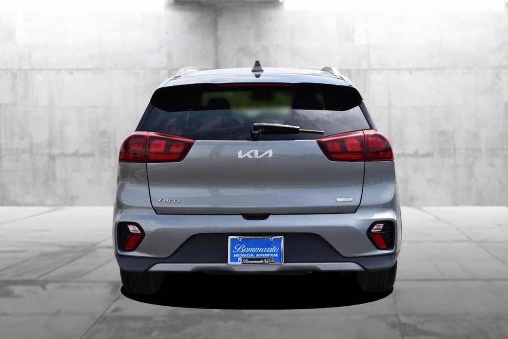 Kia Niro Vehicle Image 06