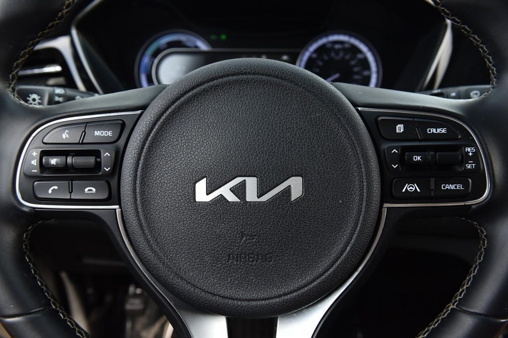 Kia Niro Vehicle Image 17