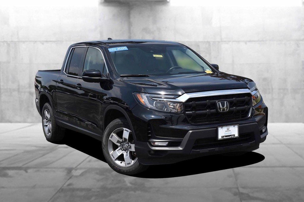 Honda Ridgeline Vehicle Image 02