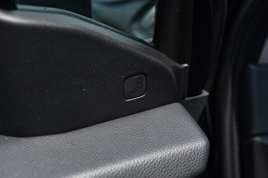 Honda Ridgeline Vehicle Image 12