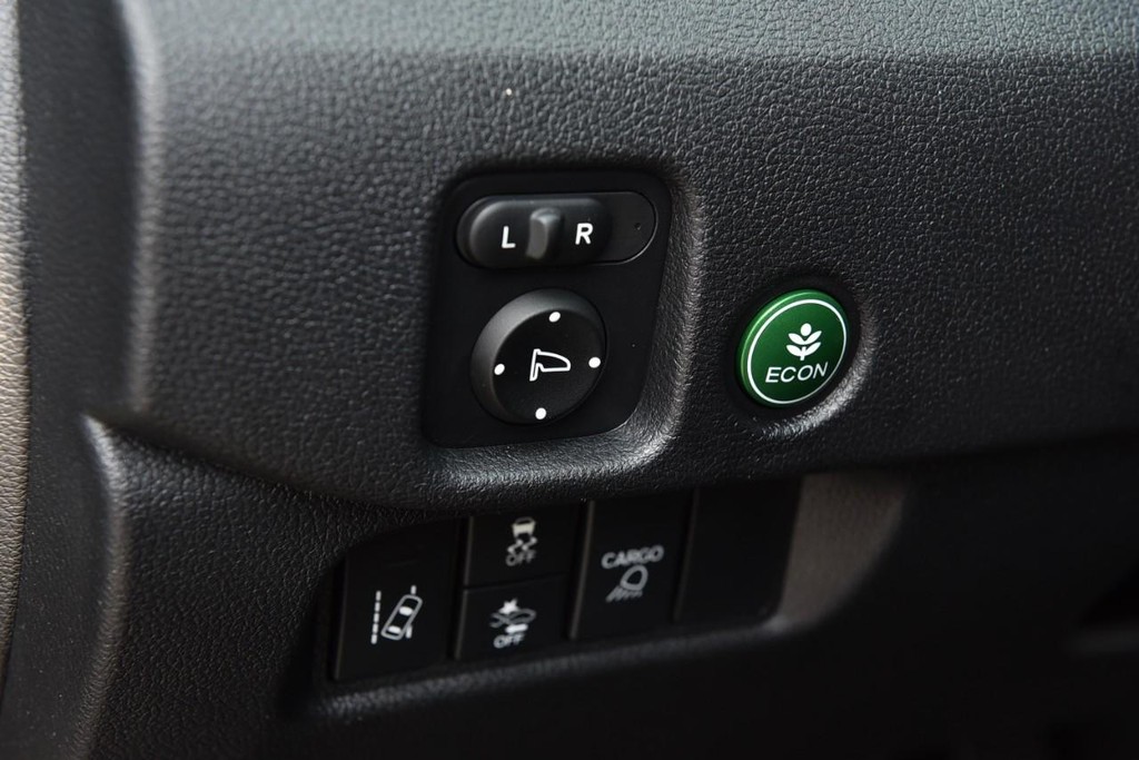 Honda Ridgeline Vehicle Image 13